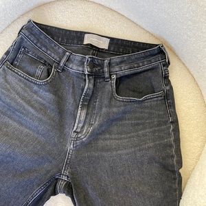 Everlane Cheeky Curvy Jean